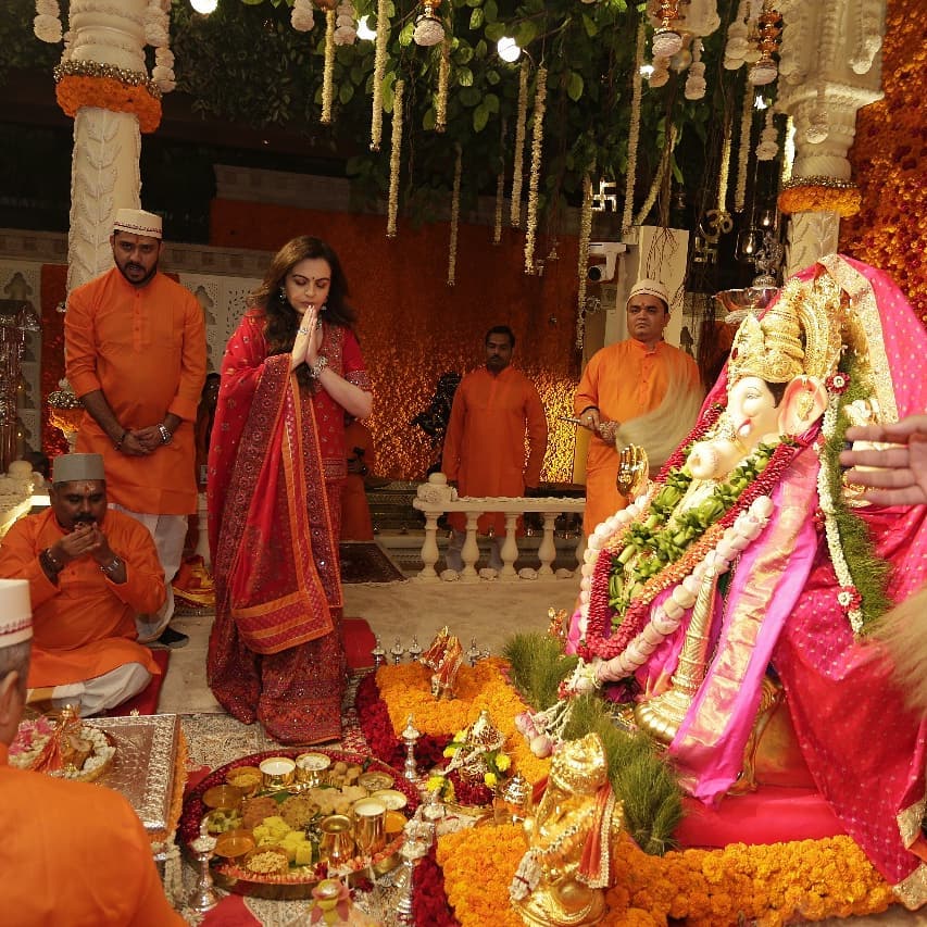Bollywood stars celebrate Ganesh Chaturthi at Ambani’s house